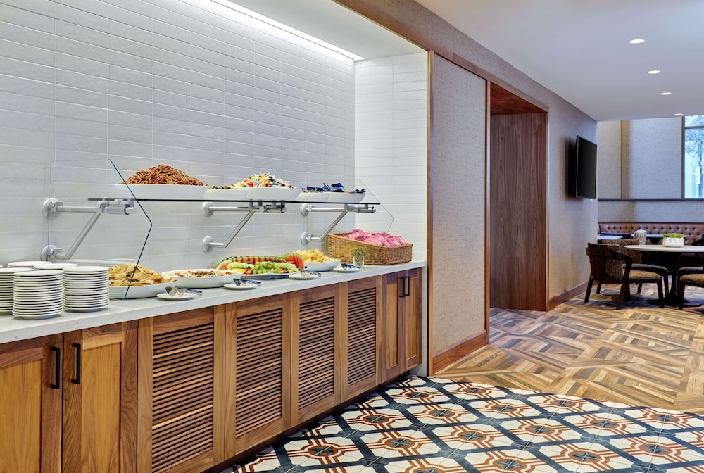 Embassy Suites by Hilton Washington D.C. Convention Center - photo 35