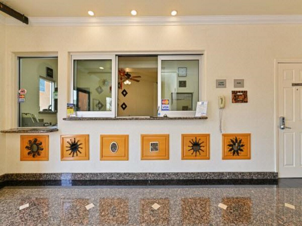 Hotel Heritage — hotel in El Monte