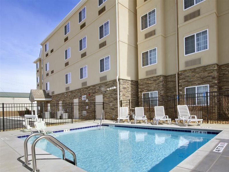 Microtel Inn & Suites by Wyndham Shelbyville - photo 9