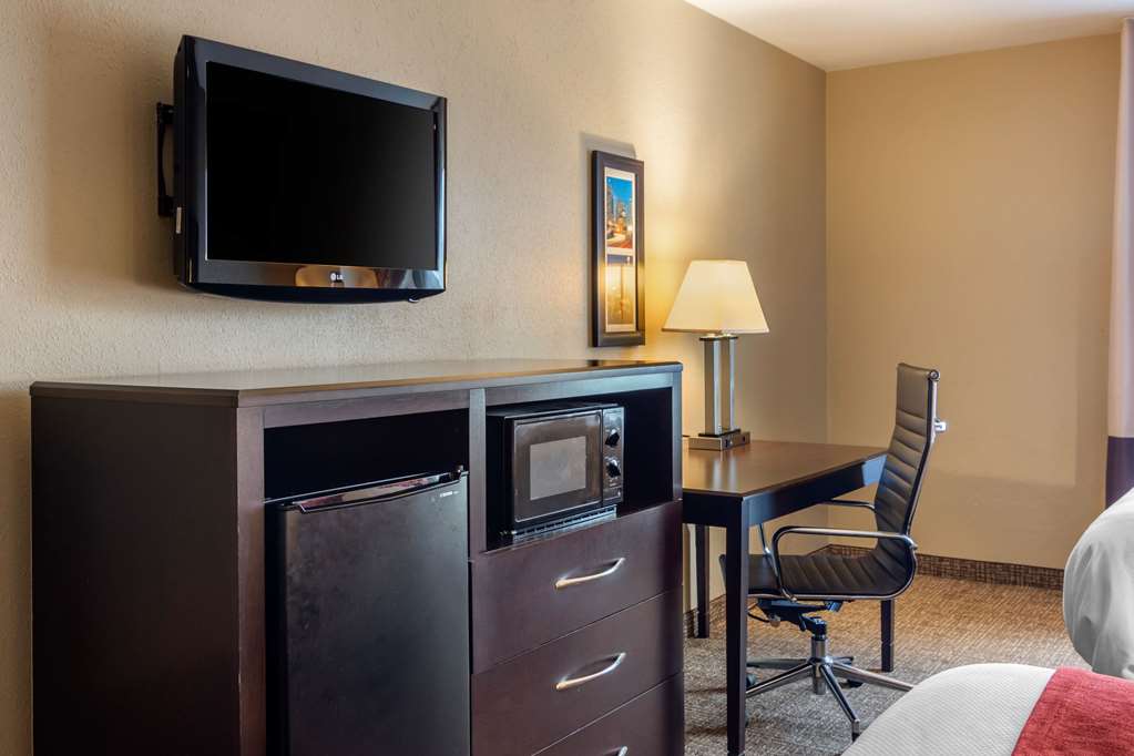Comfort Inn & Suites Perry National Fairgrounds Area - photo 11