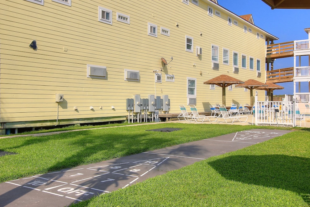 Beachgate CondoSuites & Motel - photo 162