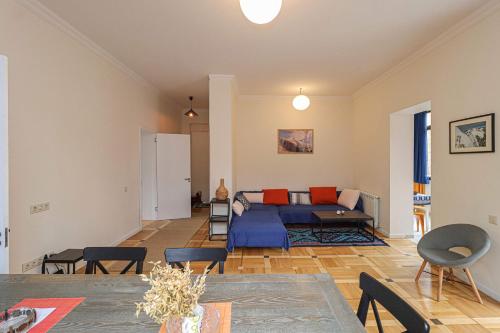 3BR Central and Spacious Apt Vera by Wehost