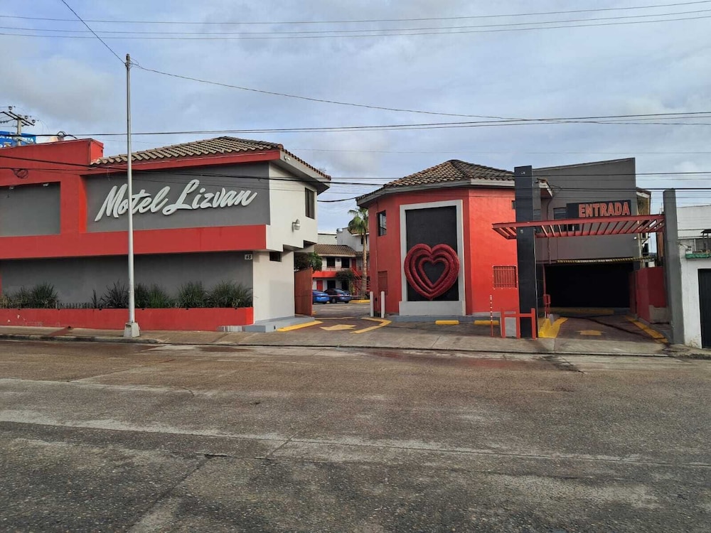 Lizvan Hotel Motel in Tijuana, Mexico