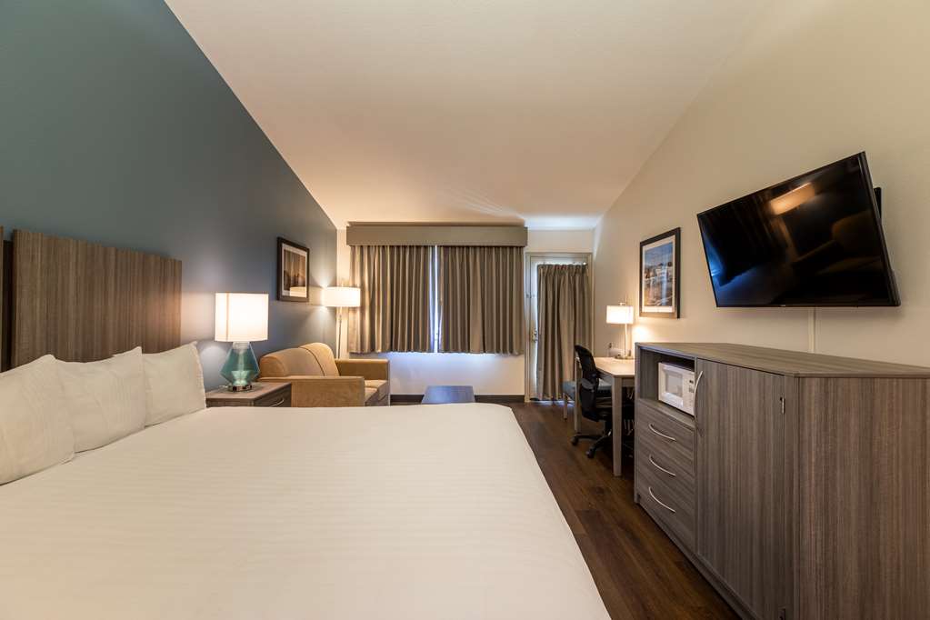 Best Western Inn At Face Rock - photo 18