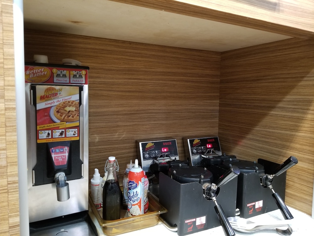 TownePlace Suites by Marriott McAllen Edinburg - photo 37