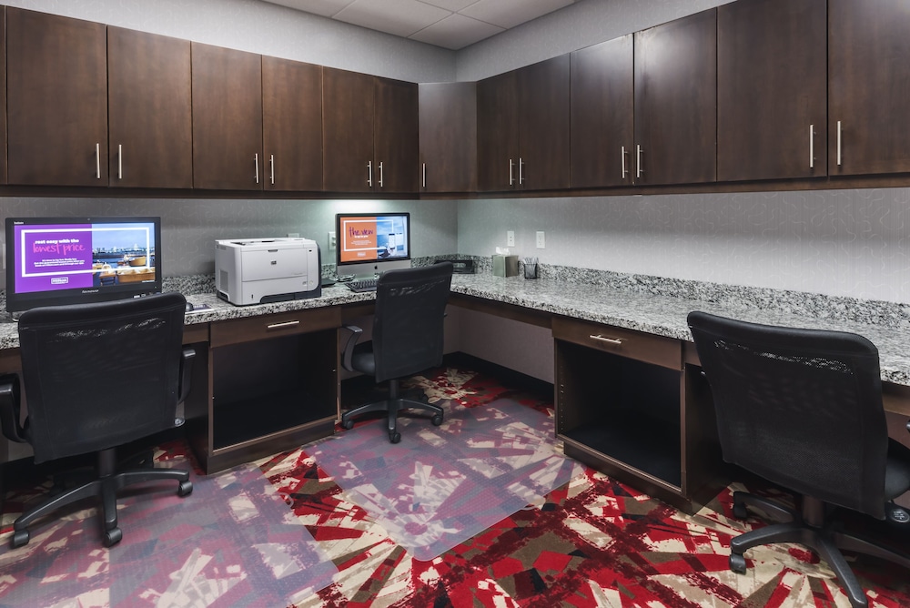 Hampton Inn & Suites Salt Lake City University Foothill Dr - photo 75
