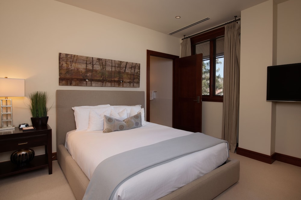 Solaris Residences - photo 6