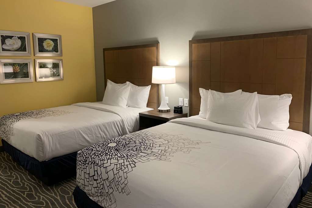 La Quinta Inn & Suites by Wyndham Tifton - photo 14