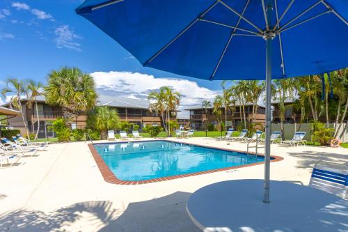 Bass & Sun Condominium 2 2 Bedroom — 4-Star Luxury Hotel in Clewiston, United States