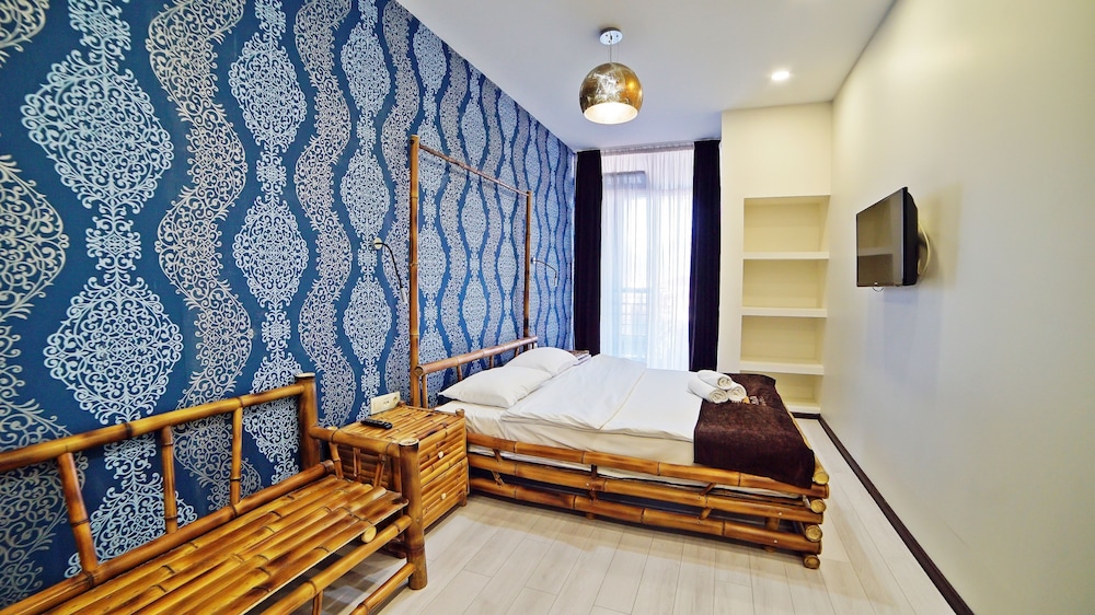 Mardi Plaza Hotel — hotel in Batumi