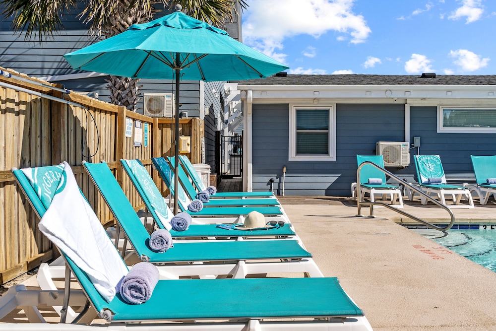 Loggerhead Inn and Suites - photo 100