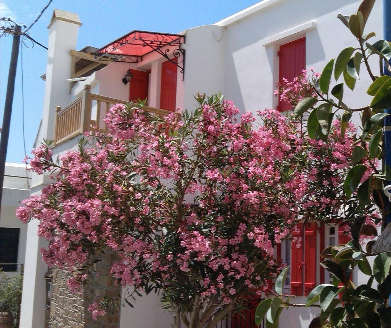 Central Tinos Island Maisonette in Tinos, Greece