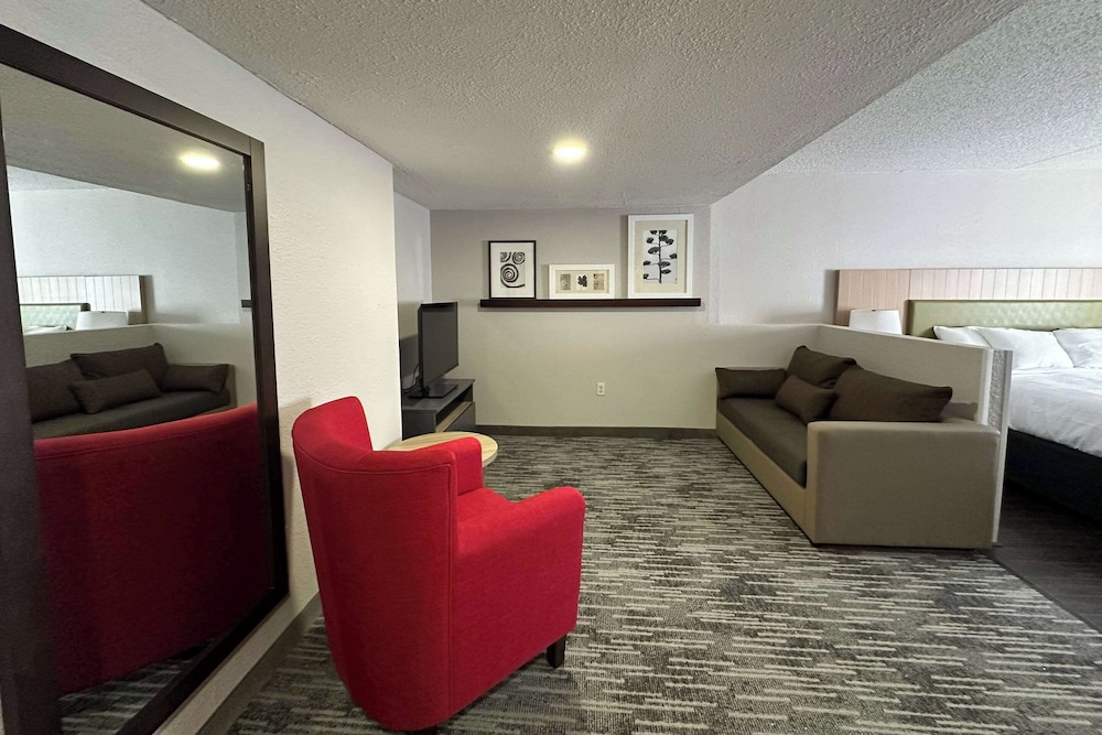Country Inn & Suites By Radisson Dunbar Charleston - photo 17