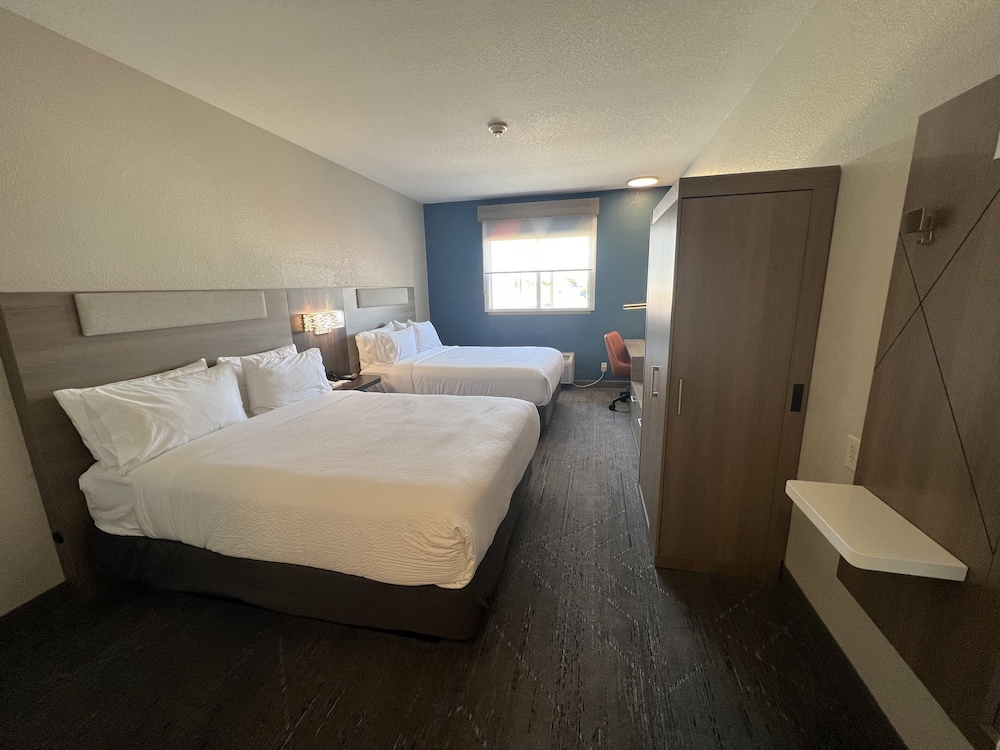 Holiday Inn Express Wichita North Park City by IHG - photo 6