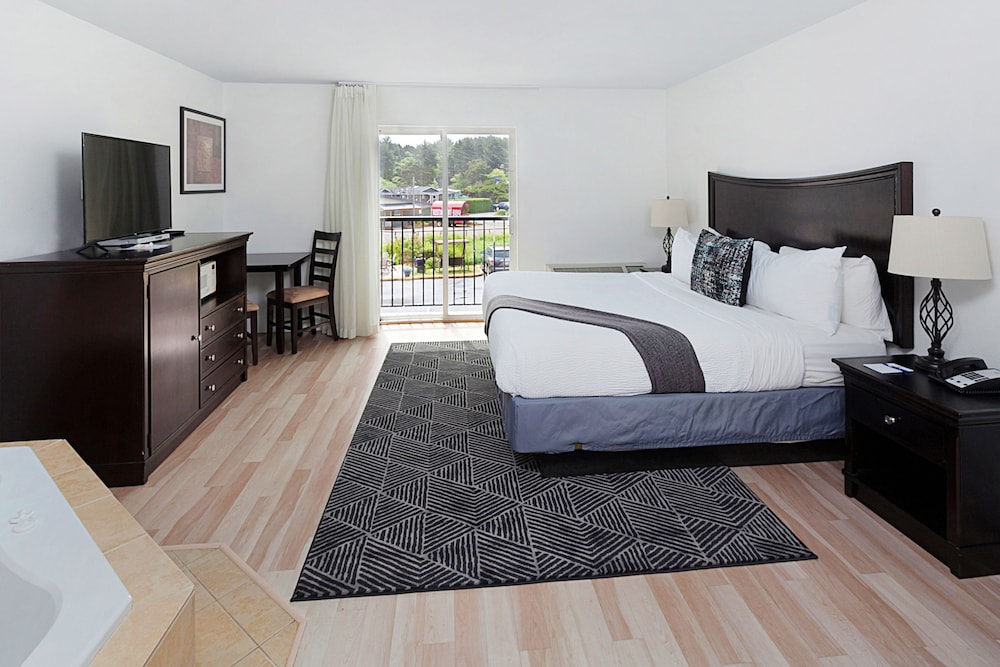 Inn at Lincoln City - photo 14