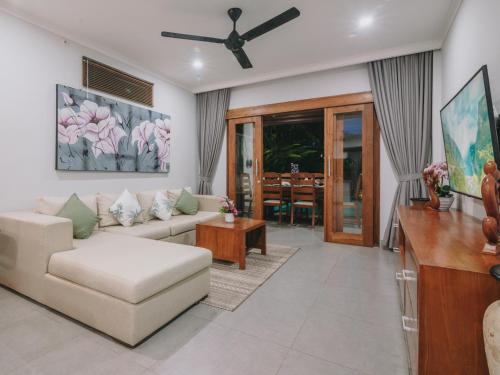 Villa Royal — Singaraja — photo 4