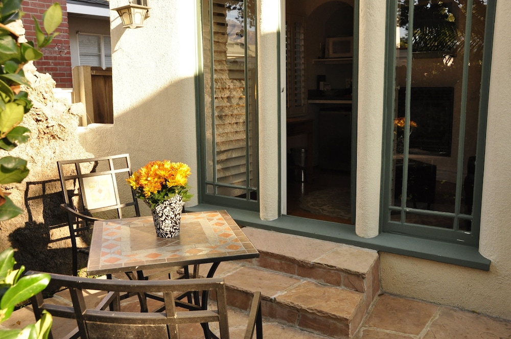 The Eagle Inn - photo 88