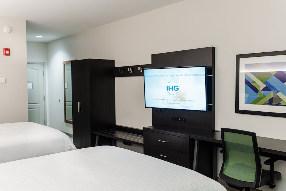 Holiday Inn Express Greenville by IHG - photo 24