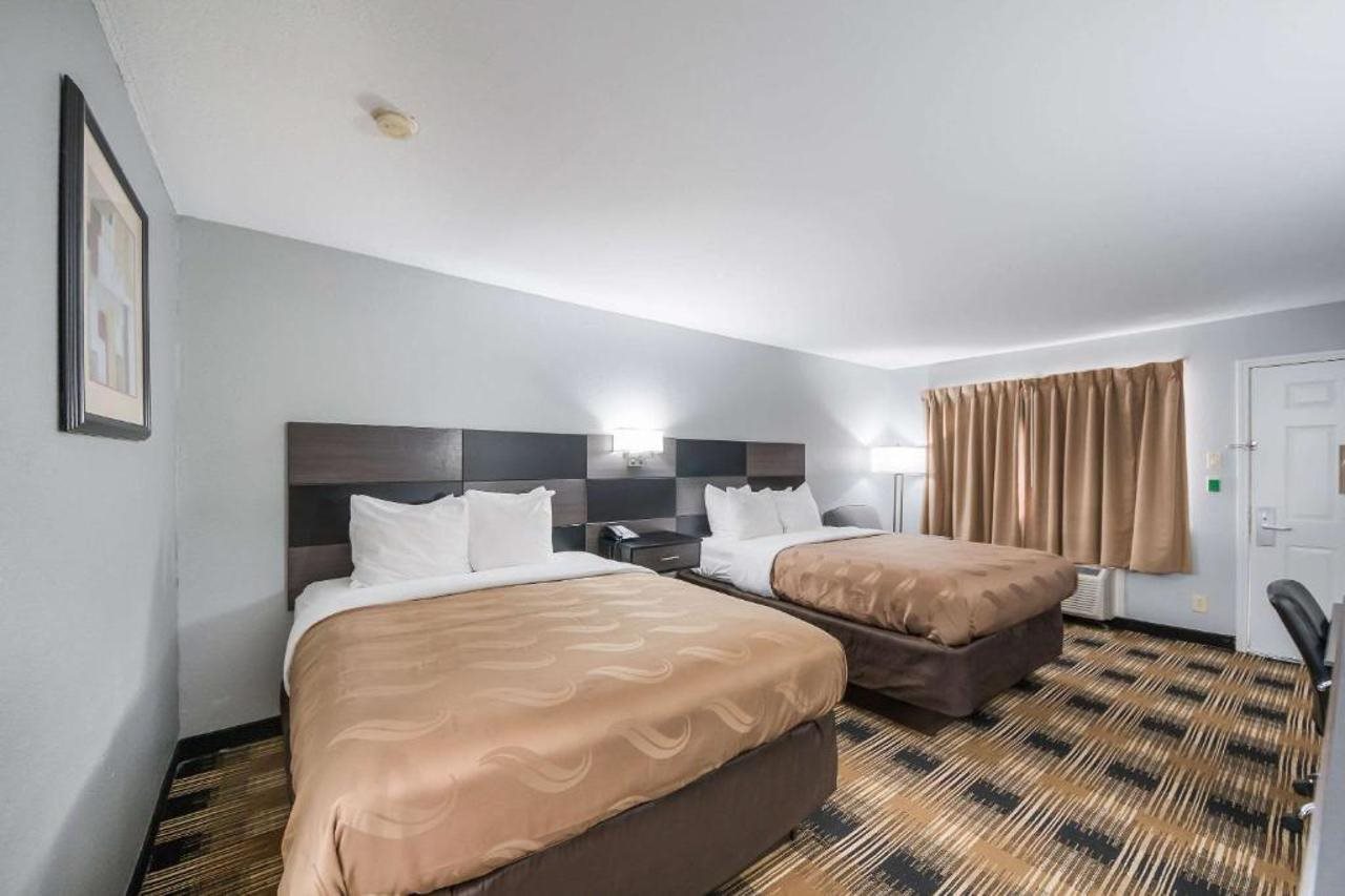 Quality Inn Near Medical Center - photo 27
