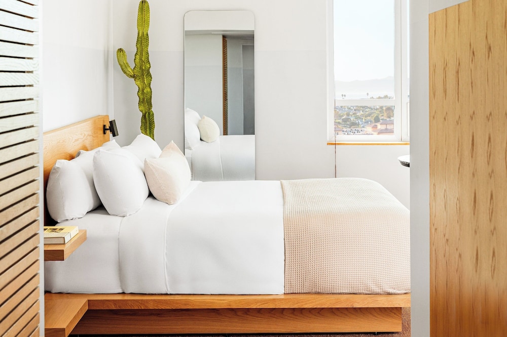 Hotel June West L.A. a Member of Design Hotels - photo 17