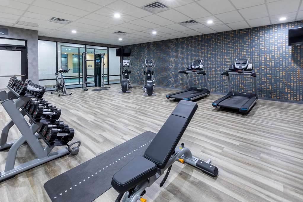 La Quinta Inn & Suites by Wyndham Dallas Frisco Stadium - photo 14