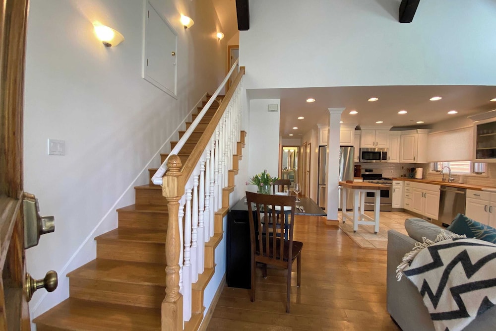Woodside Getaway by Avantstay Character Home Close To Park City Resort w Hot Tub - photo 18
