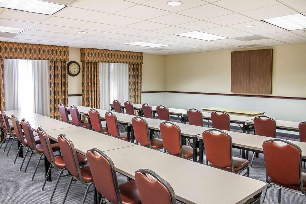 Quality Inn & Suites Longview Kelso - photo 27
