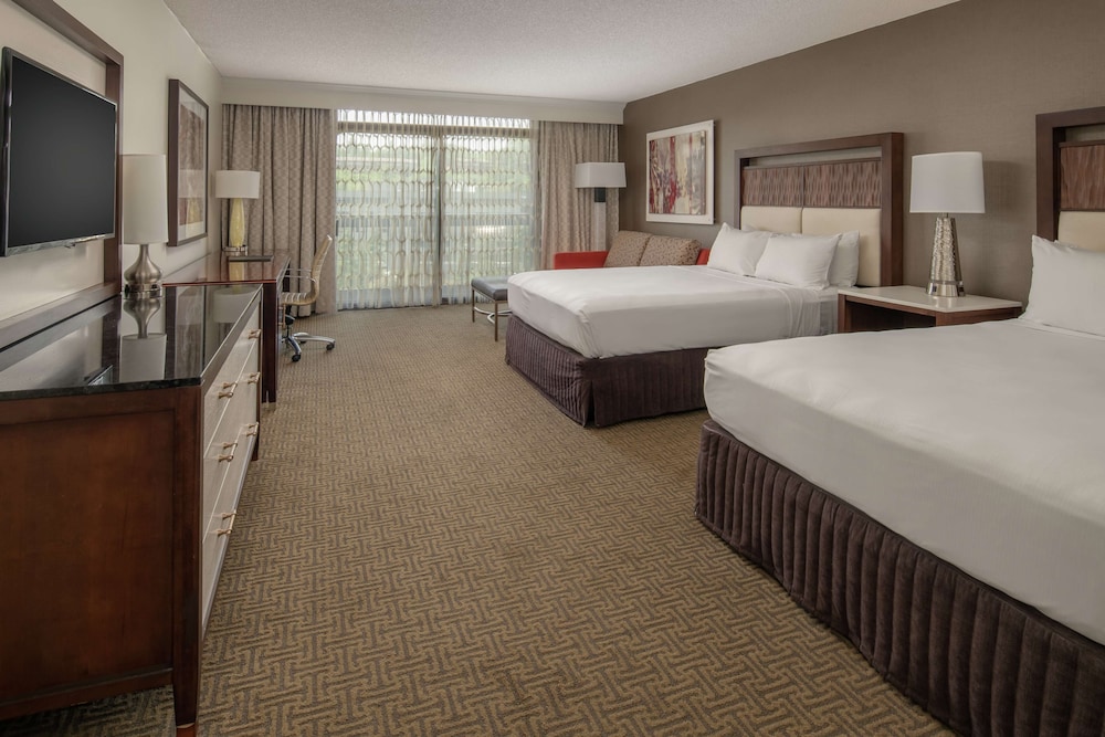 Hilton Bellevue - photo 10