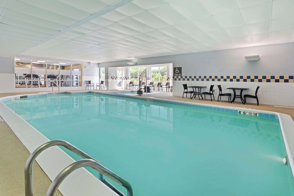 Hilton Garden Inn Chesterton - photo 27