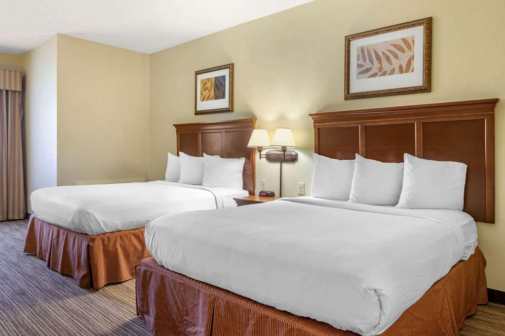 Country Inn & Suites by Radisson Atlanta Downtown - photo 4