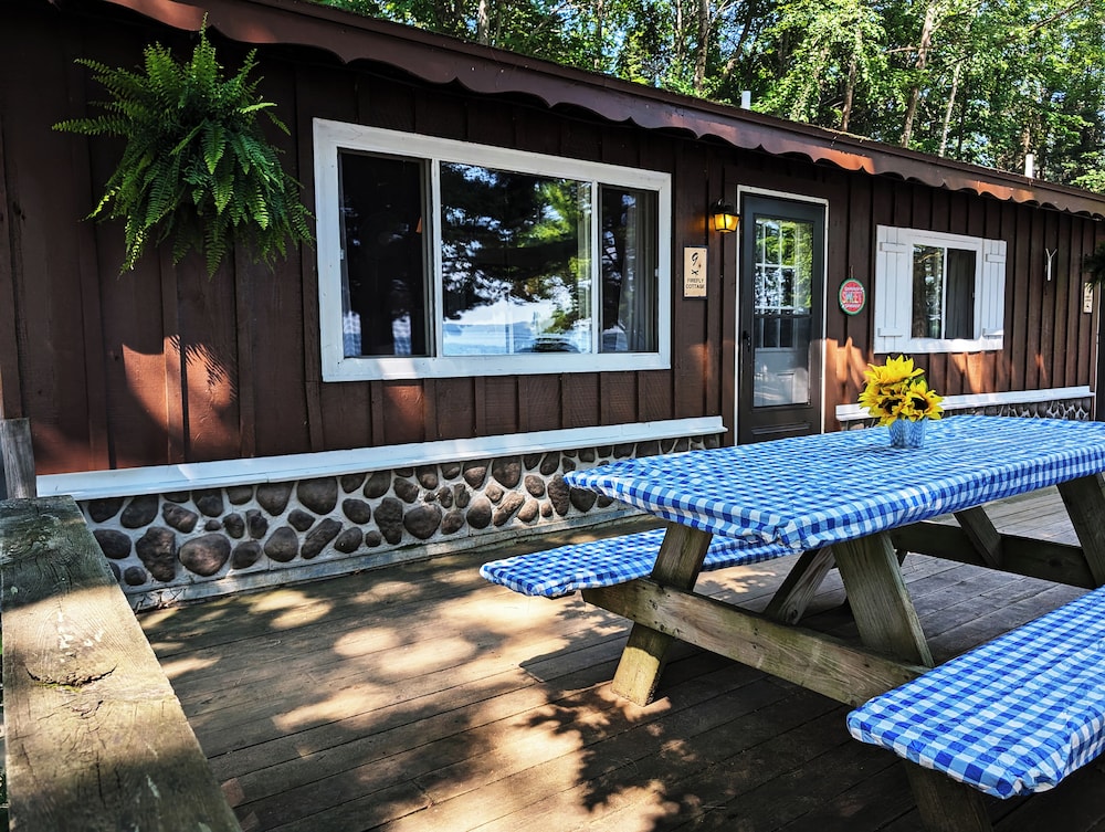 Coadys' Point of View Lake Resort - photo 322