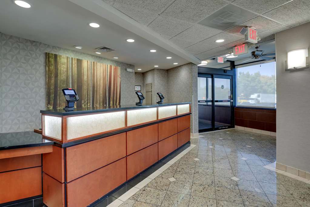 Drury Inn & Suites Charlotte University Place - photo 8
