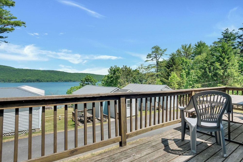 Bayside Inn & Marina - photo 122