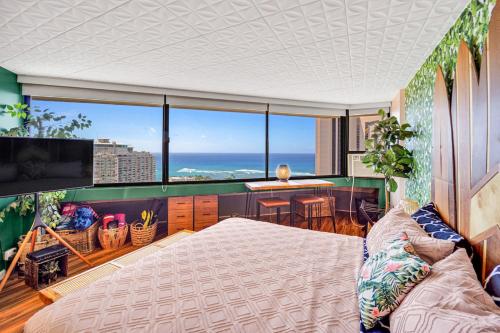 Ocean View Prime Location Surfer Studio With Parking — 4-Star Luxury Hotel in Honolulu, United States