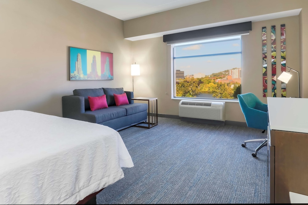 Hampton Inn & Suites Pittsburgh Downtown - photo 7