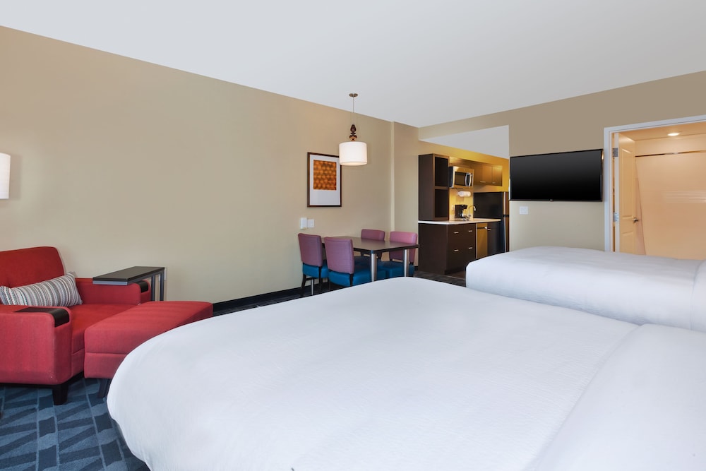 TownePlace Suites by Marriott Grand Rapids Airport Southeast - photo 7
