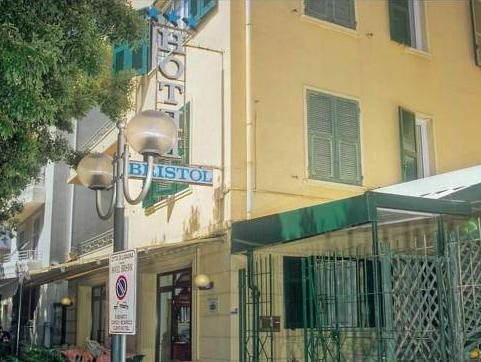 Hotel Bristol - carbon neutral hotel in Lavagna