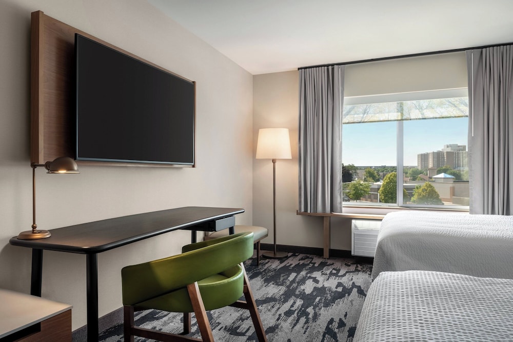 Fairfield Inn & Suites by Marriott Milwaukee West - photo 7