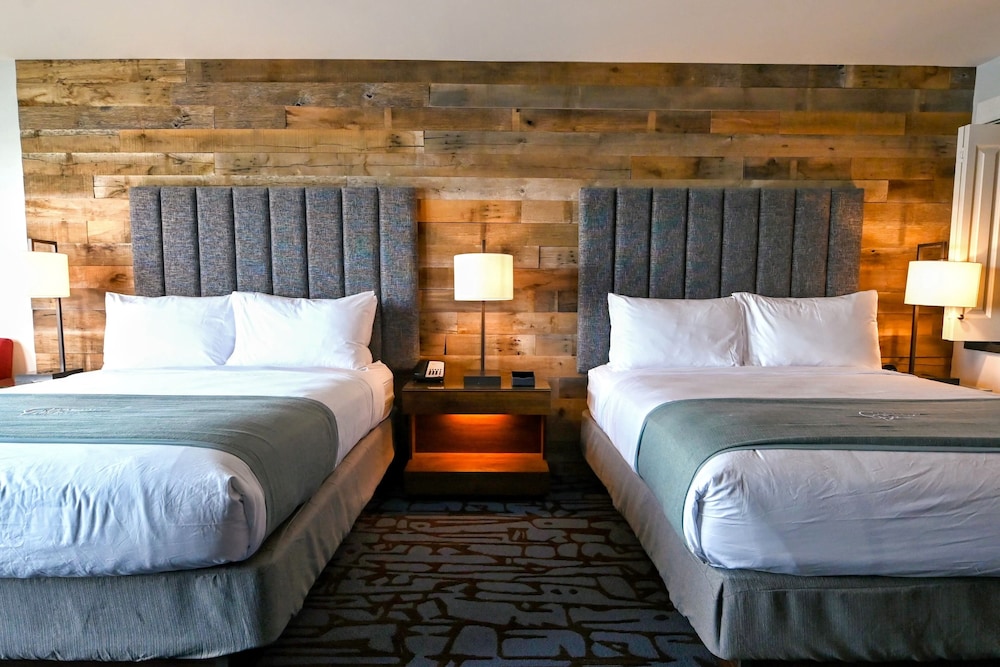 Cannery Pier Hotel & Spa - photo 13