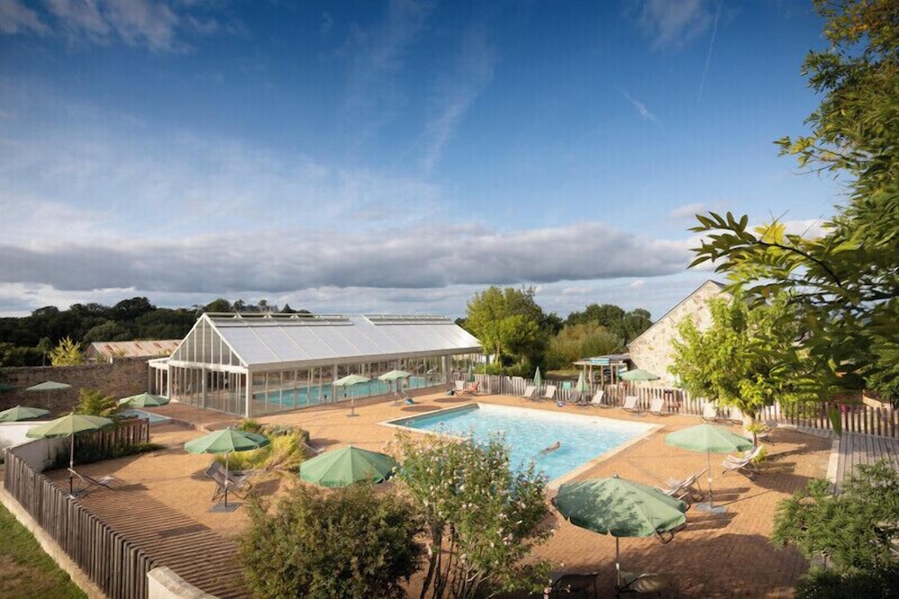 Huttopia Saumur — 4-Star Luxury Hotel in Saumur, France