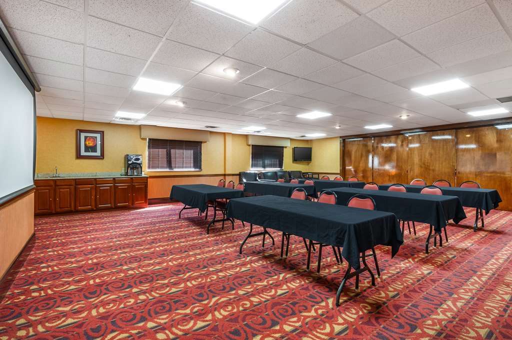 Best Western Plus Georgetown Corporate Center Hotel - photo 30