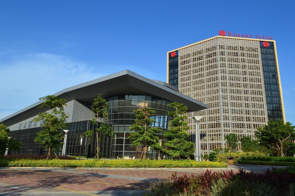 Ramada Plaza Huizhou East in Huizhou, People's Republic of China