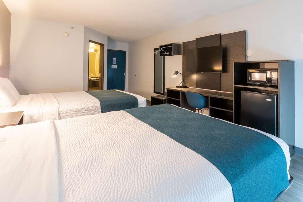 Motel 6 Fort Lupton CO - photo 24