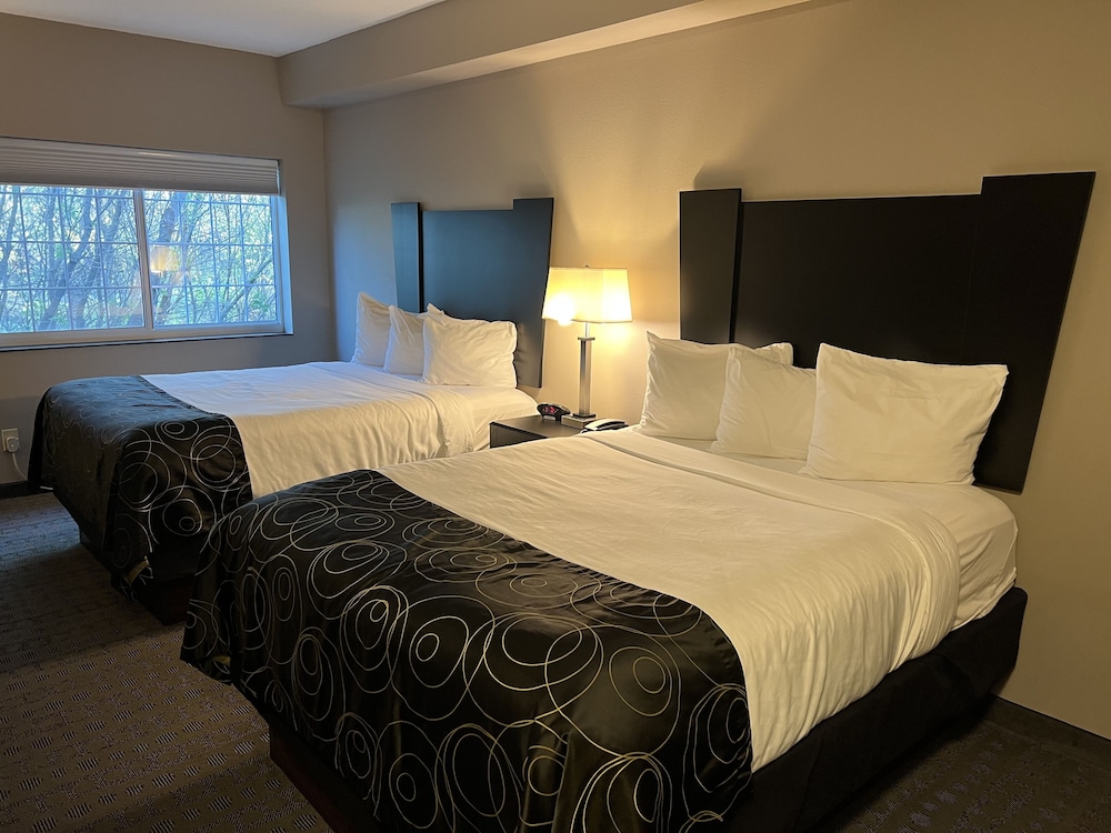 Okoboji Inn & Suites - photo 16
