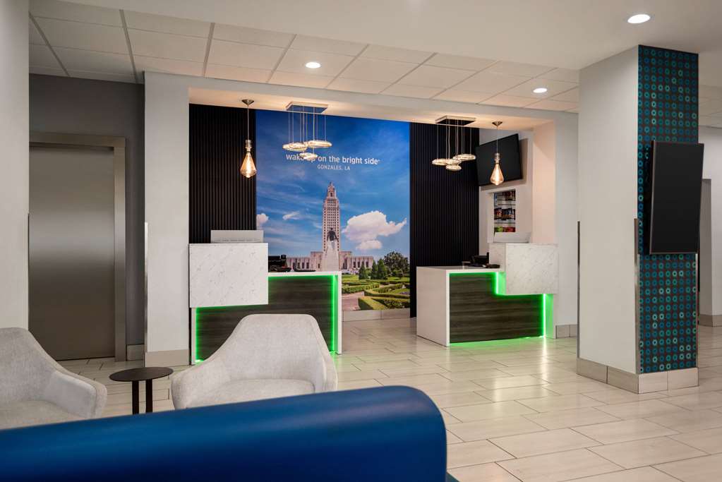 La Quinta Inn & Suites by Wyndham Gonzales LA - photo 8