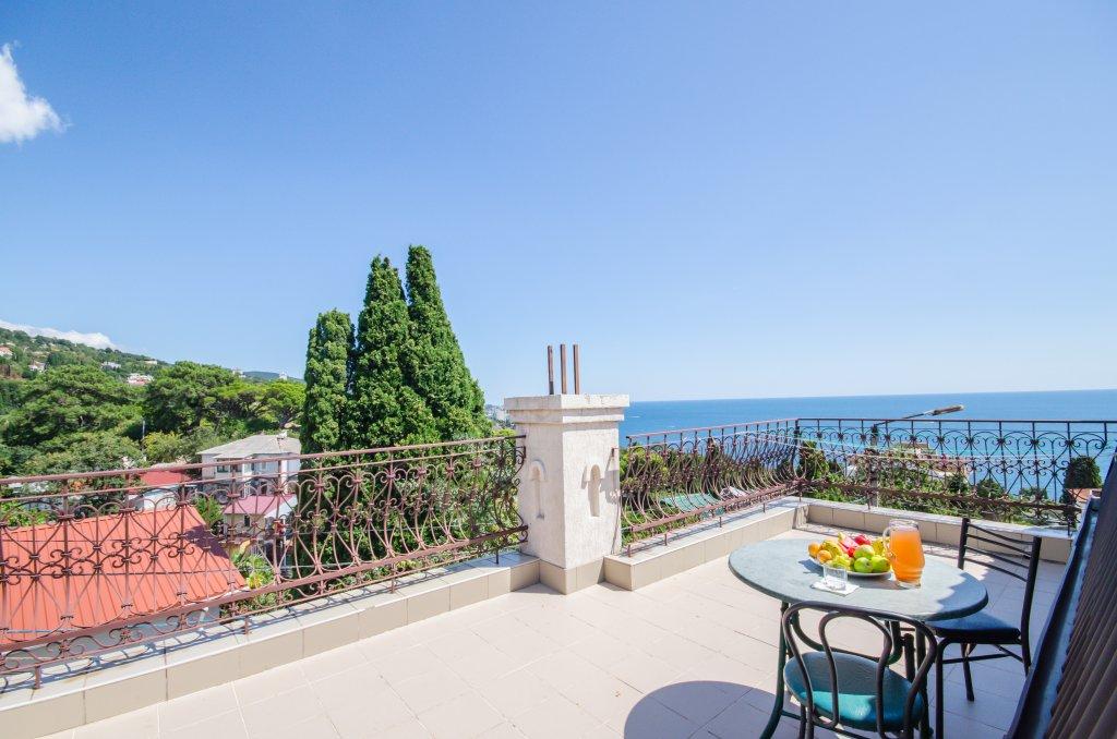 Akvilon Hotel in Alupka, Ukraine