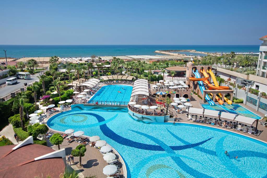 Aydinbey King's Palace Spa & Resort