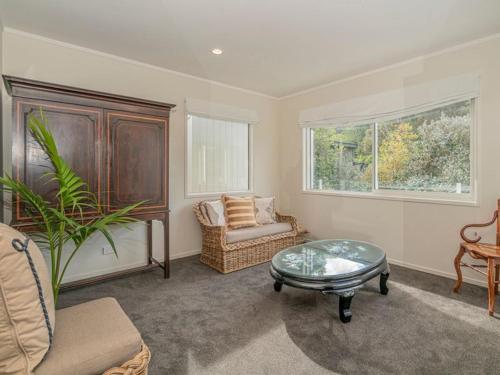 Hosts on the Coast Puriri Pride in Whitianga, New Zealand