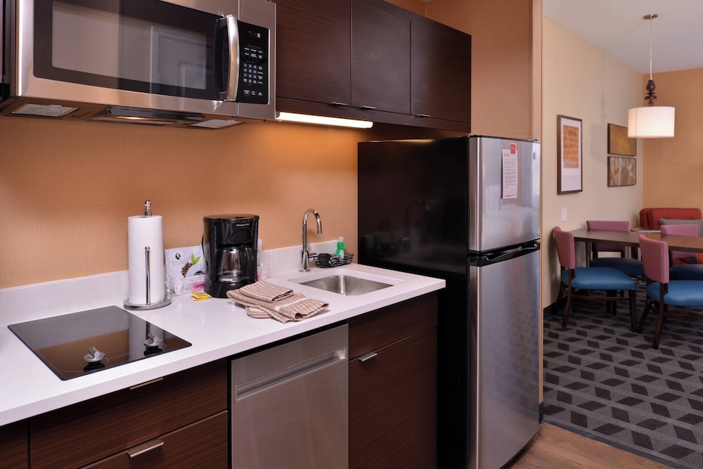 TownePlace Suites by Marriott St. Louis Chesterfield - photo 23