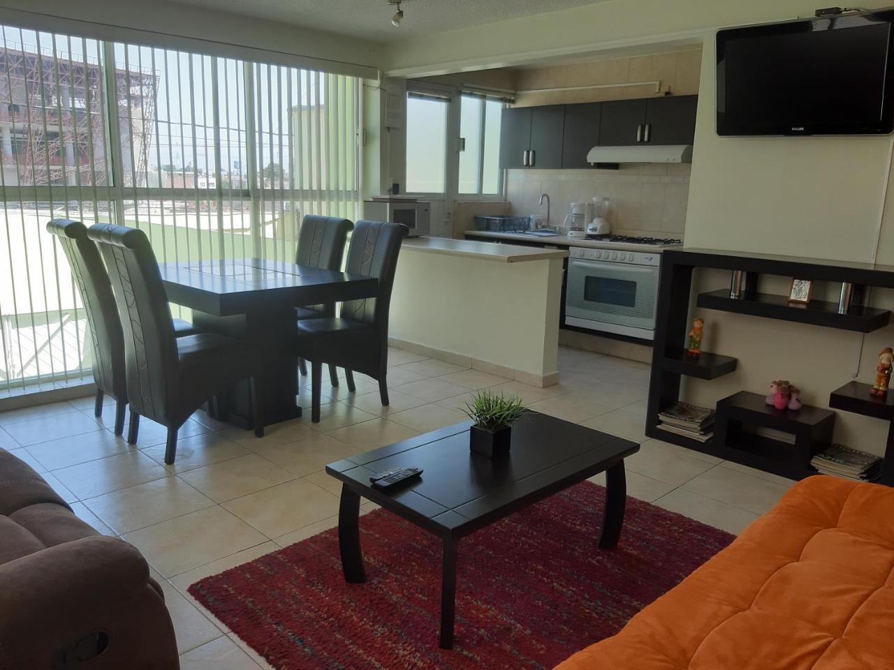 Departamento cómodo y completo en Toluca — 4-Star Luxury Hotel in Toluca, Mexico
